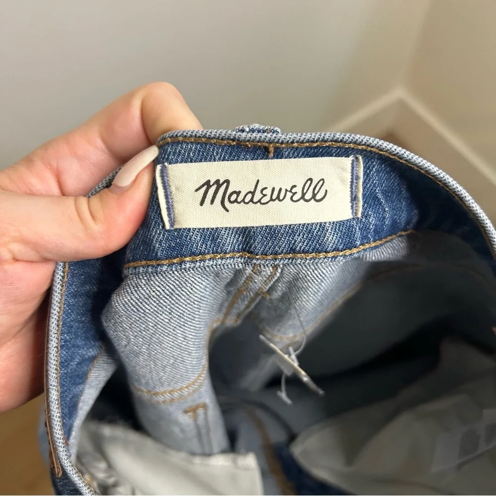 NWT Madewell The High Rise Slim Boyjean 26